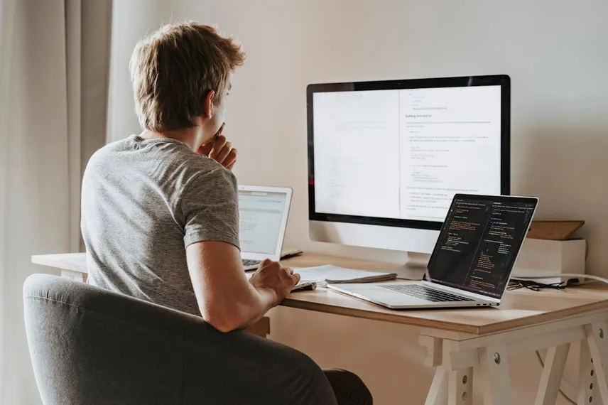 Softwareentwicklung & Schnittstellen